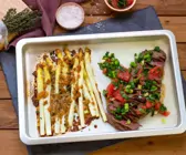 Ofenspargel mit Hüftsteak und Salsa