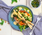 Süßkartoffel-Kumpir mit Spargel