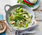 Hähnchen-Curry mit Matcha-Tee und Limette