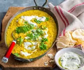 Linsen-Dal mit Minzjoghurt