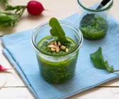 Radieschengrün-Pesto