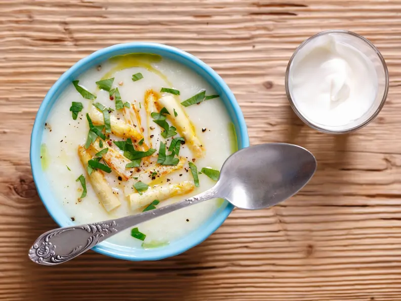 Weiße Spargelcremesuppe