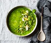 Erbsensuppe mit Brunnenkresse