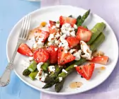 Spargel-Erdbeer-Salat