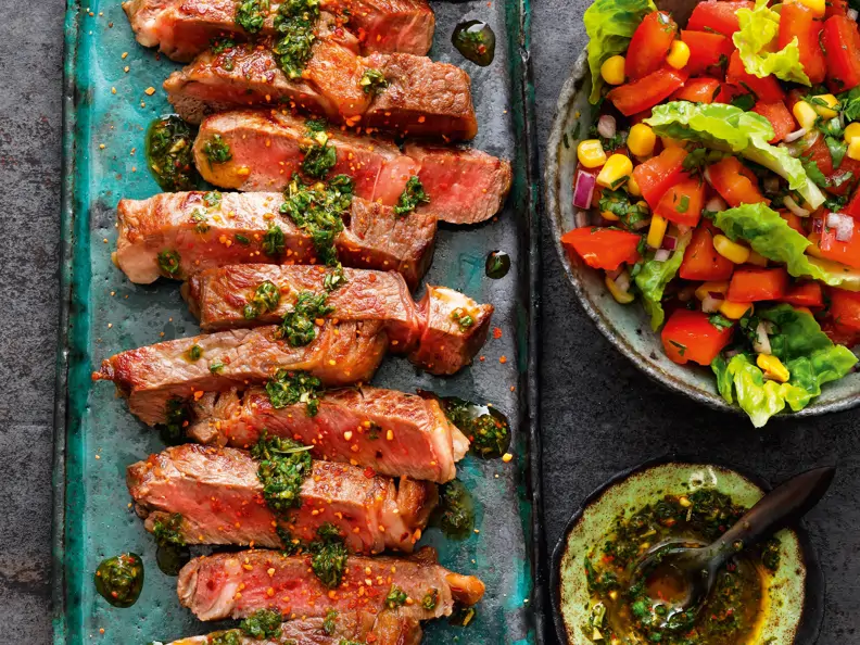 Ribeye-Steaks mit Chimichurri-Sauce