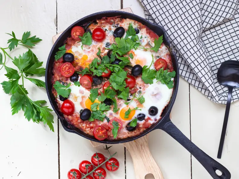 Reis-Shakshuka mit Oliven