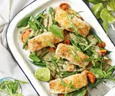 Seelachs mit Kokoskruste und Thai-Gemüse
