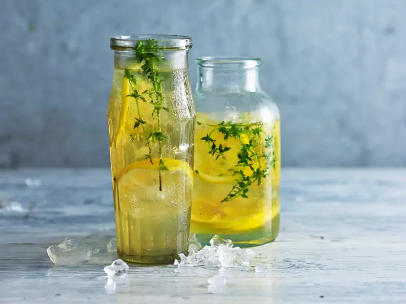 Zitronen-Thymian-Limonade