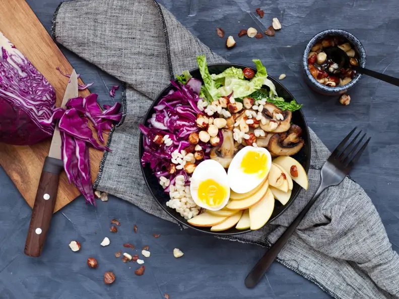 Buddha-Bowl mit Gerstengraupen