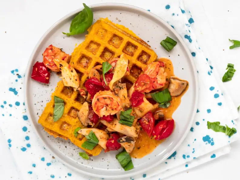 Kürbiswaffeln mit Pilz-Garnelen