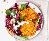 Kürbis-Röstis auf Radicchiosalat