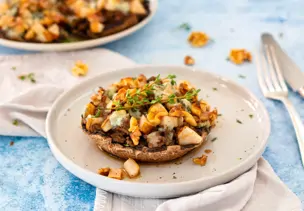 Portobello mit Gorgonzola, Walnüssen und Birne