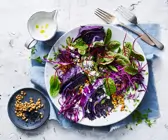 Gebackener Rotkohl mit Gorgonzola-Dressing