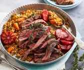 Graupen-Risotto mit Blutorange und Steakstreifen