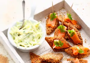 Mini-Sellerieschnitzel mit Räucherlachs