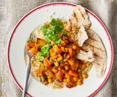 Gemüse mit Kichererbsen und Bulgur