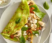 Gefüllte Pfannkuchen mit Feta