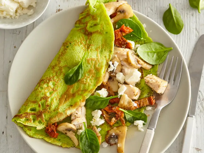 Gefüllte Pfannkuchen mit Feta