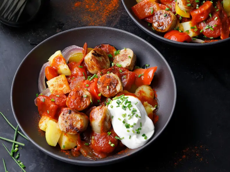 Würstchengulasch mit Kartoffeln