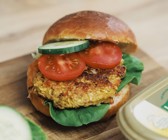 Veggie-Burger mit selbstgemachten Burger-Buns