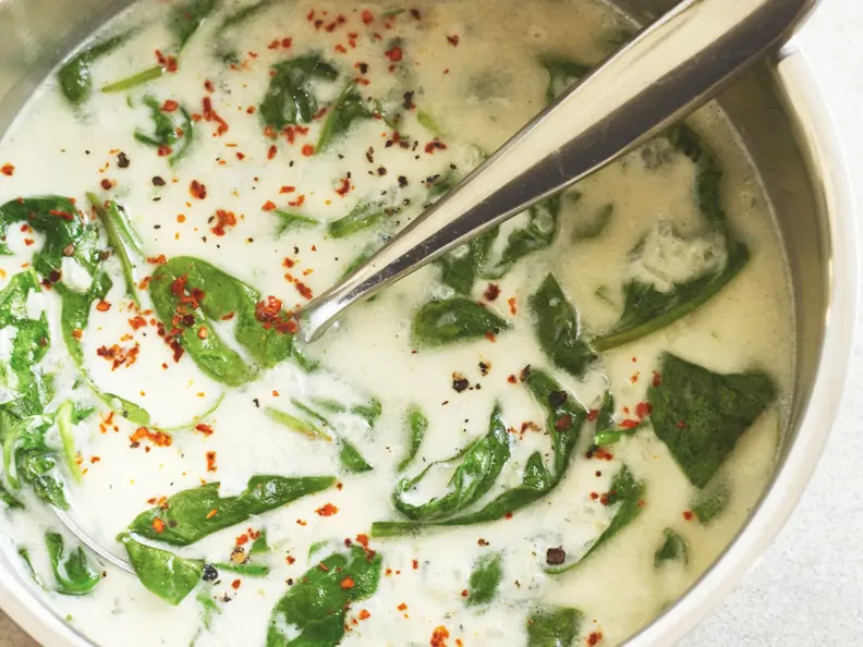 Gorgonzola-Spinat-Sauce mit Chili