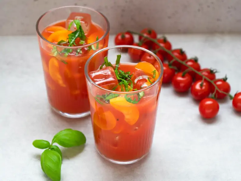 Tomaten-Aprikosen-Fresher