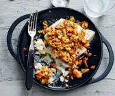 Kabeljaufilet mit Nuss-Oliven-Kruste