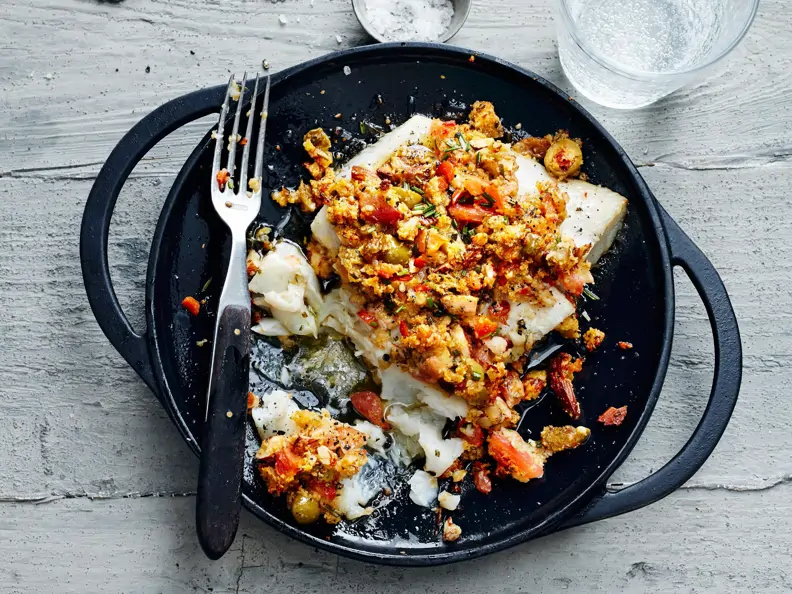 Kabeljaufilet mit Nuss-Oliven-Kruste