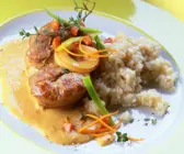 Kalbsbeinscheiben in Orangen-Curry-Sauce