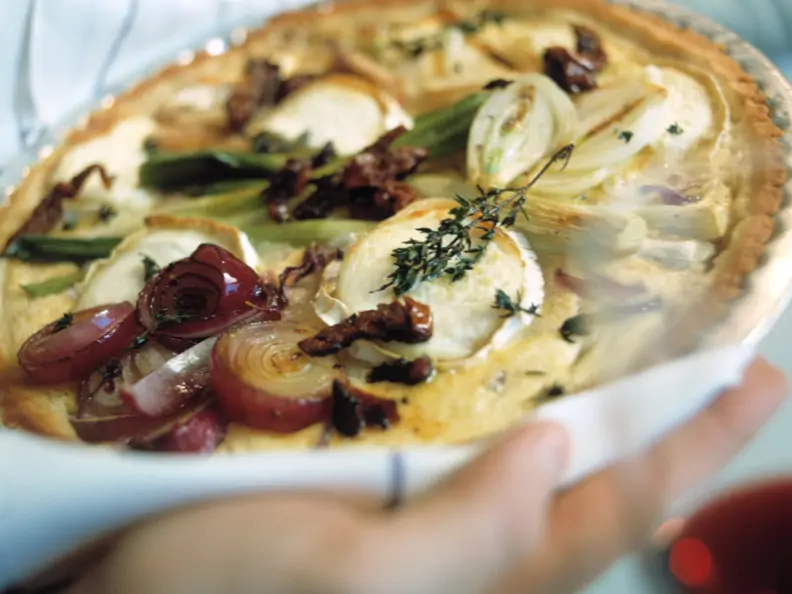 Zwiebeltarte mit Ziegenkäse
