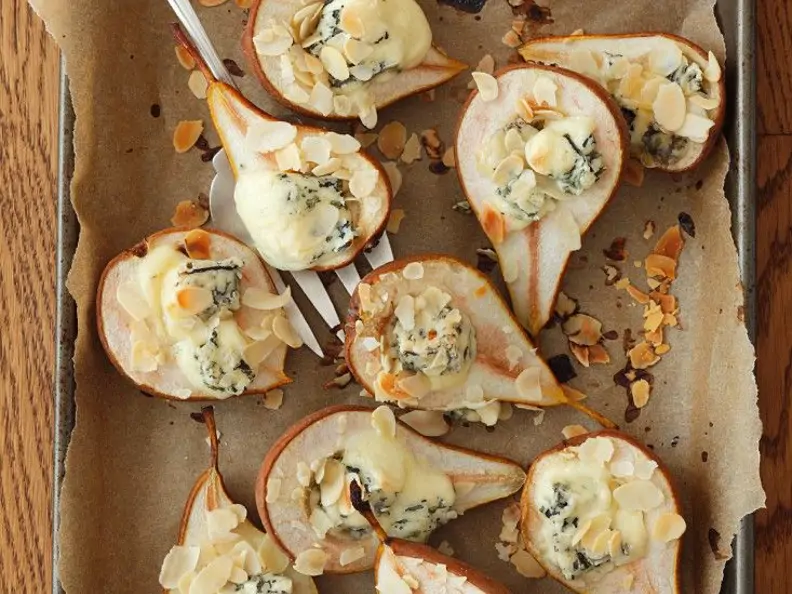 Gebackene Birnen mit Käse