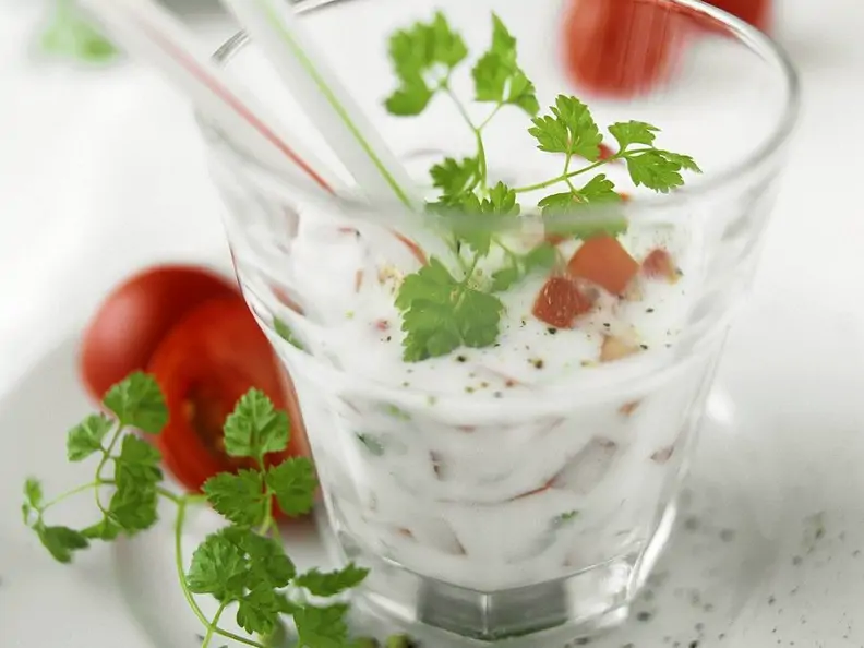 Kerbel-Tomaten-Dickmilch