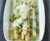 Spargelsalat mit dicken Bohnen