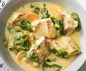 Kokos-Fisch-Curry mit Blattspinat