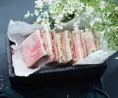 Frucht-Kokos-Schnitten
