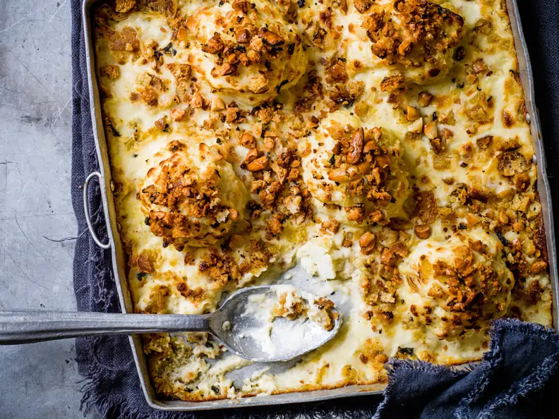 Blumenkohl-Gratin mit Manchego und Mandeln