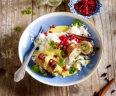 Indische Schnitzelröllchen mit Kokos-Reis