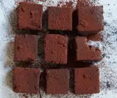 Süßkartoffel-Brownies mit Datteln
