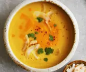 Orangen-Paprika-Suppe mit Kurkuma