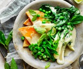 Thailändische Suppe mit Süßkartoffel
