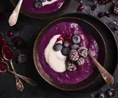 Hirse-Blaubeer-Pudding mit Joghurt