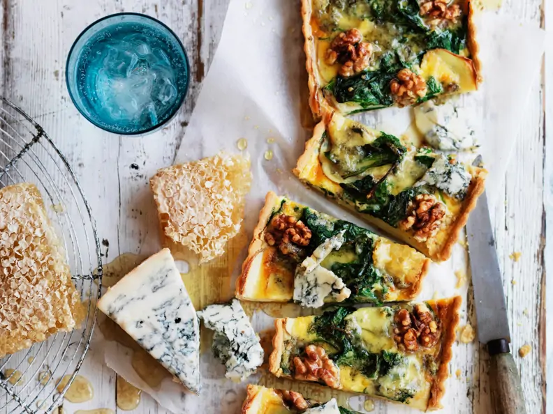 Stilton-Spinat-Tarte mit Walnüssen