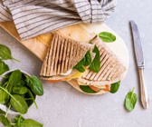 High Protein-Wraps mit Räucherlachs