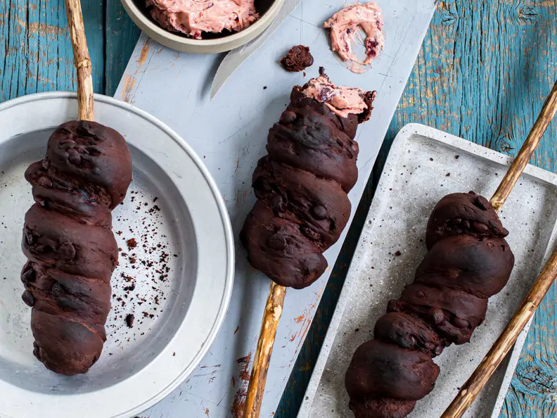 Stockbrot mit Schokolade