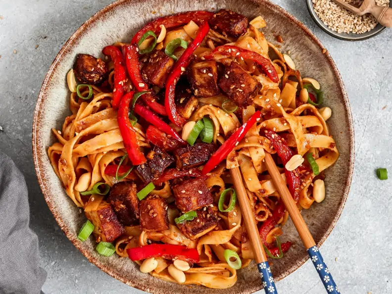 Asia-Nudelpfanne vegan