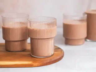 Schoko-Gewürz-Lassi