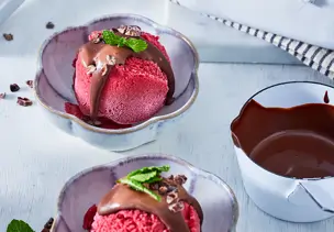 Kirsch-Joghurt-Bowl