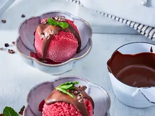 Kirsch-Joghurt-Bowl