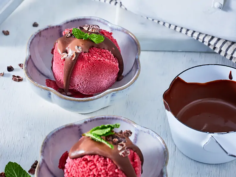Kirsch-Joghurt-Bowl