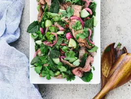 Thai-Rindfleisch-Salat